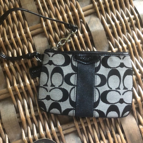 Coach zippered black wristlet - Picture 1 of 4